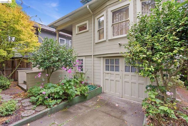 2204 Tenth Street, Berkeley