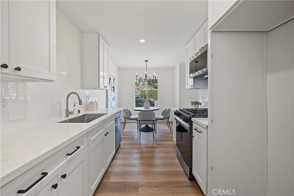 700 W La Veta Avenue # N5, Orange