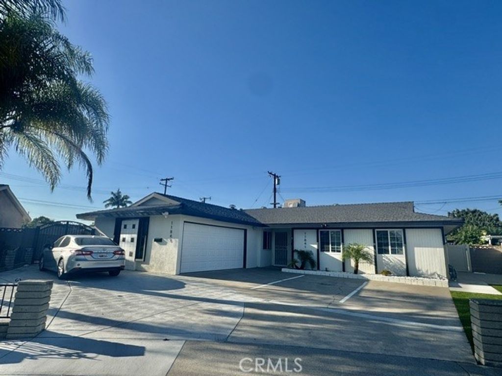 11841 Garnet, Garden Grove