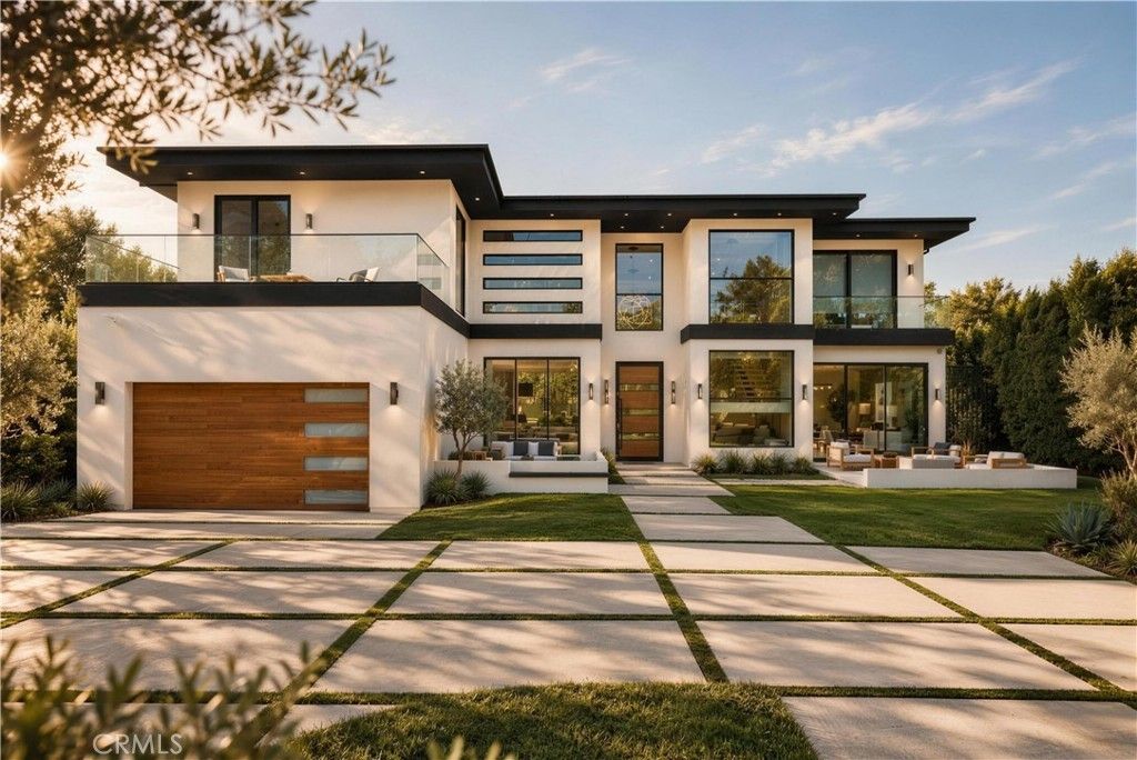 4940 Brewster Drive, Tarzana