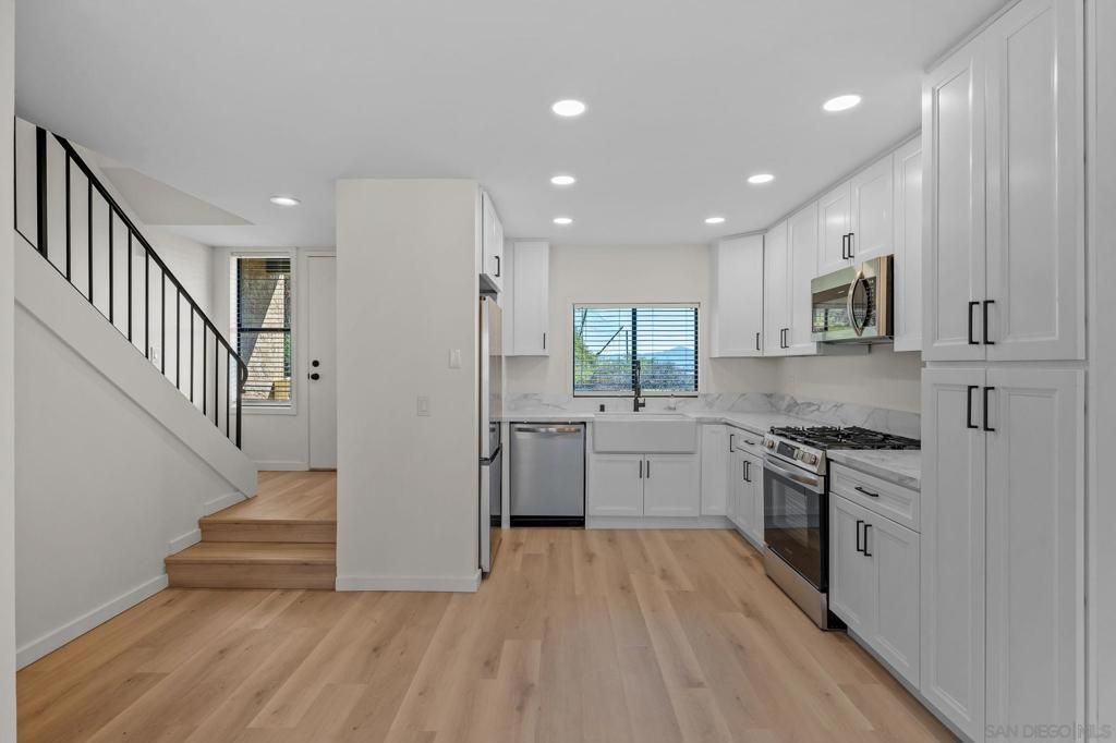 10814 Riderwood # D, Santee