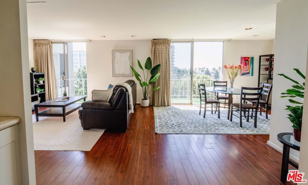 100 S Doheny Drive # 711, Los Angeles
