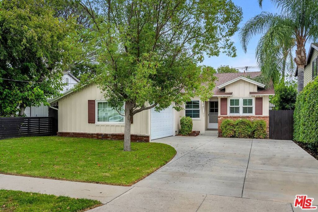 6038 Shadyglade Avenue, Valley Glen