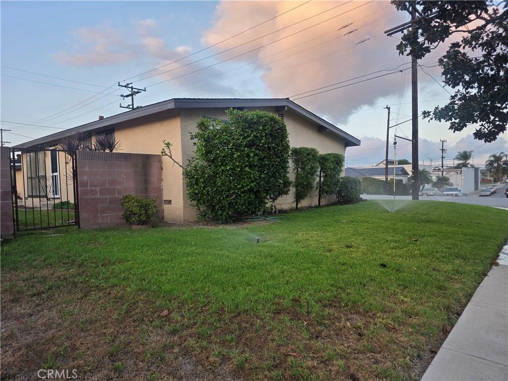1560 W 179th, Gardena
