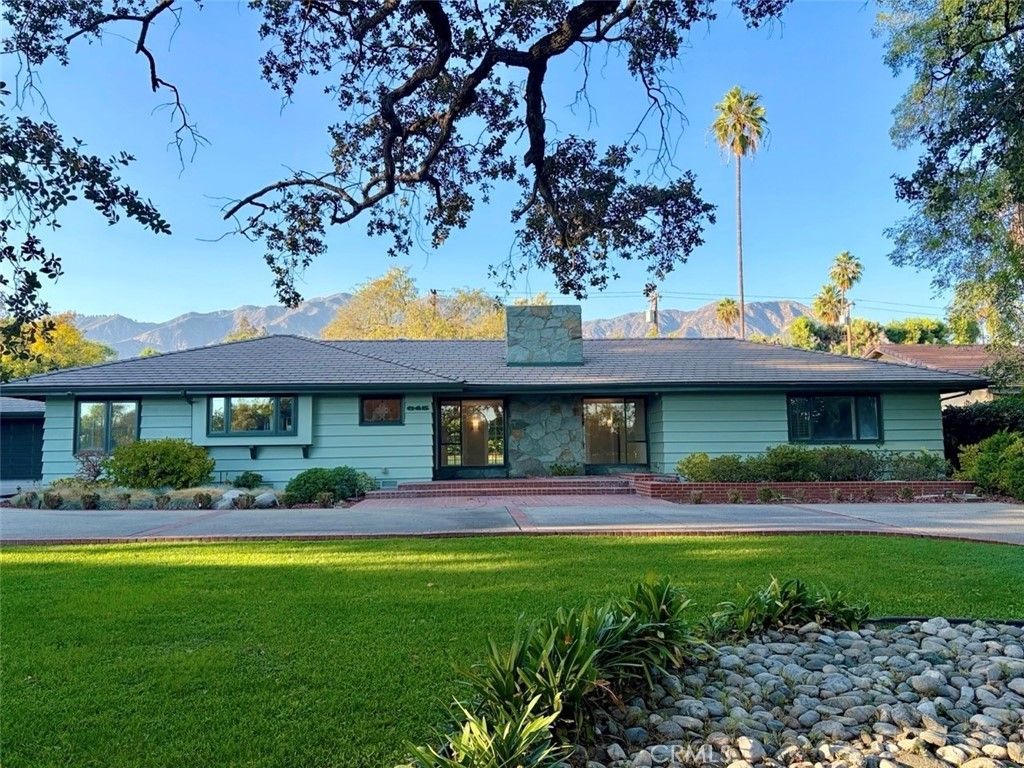 645 W Foothill Blvd, Arcadia