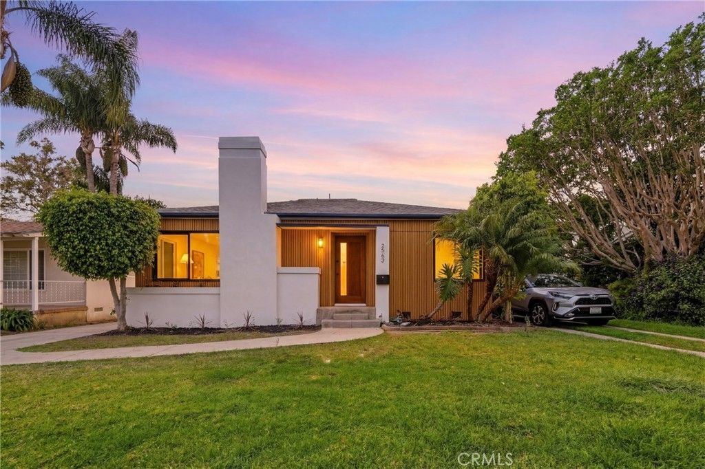 2563 S Bentley, Los Angeles