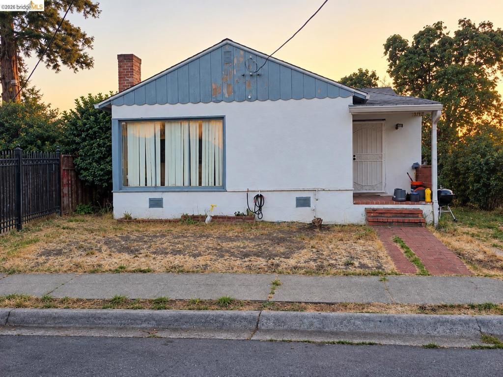 8115 Dowling St, Oakland