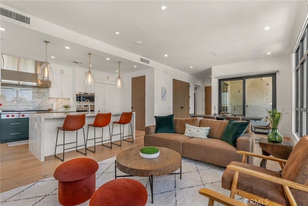 4281 Uptown Newport Drive # 4, Newport Beach