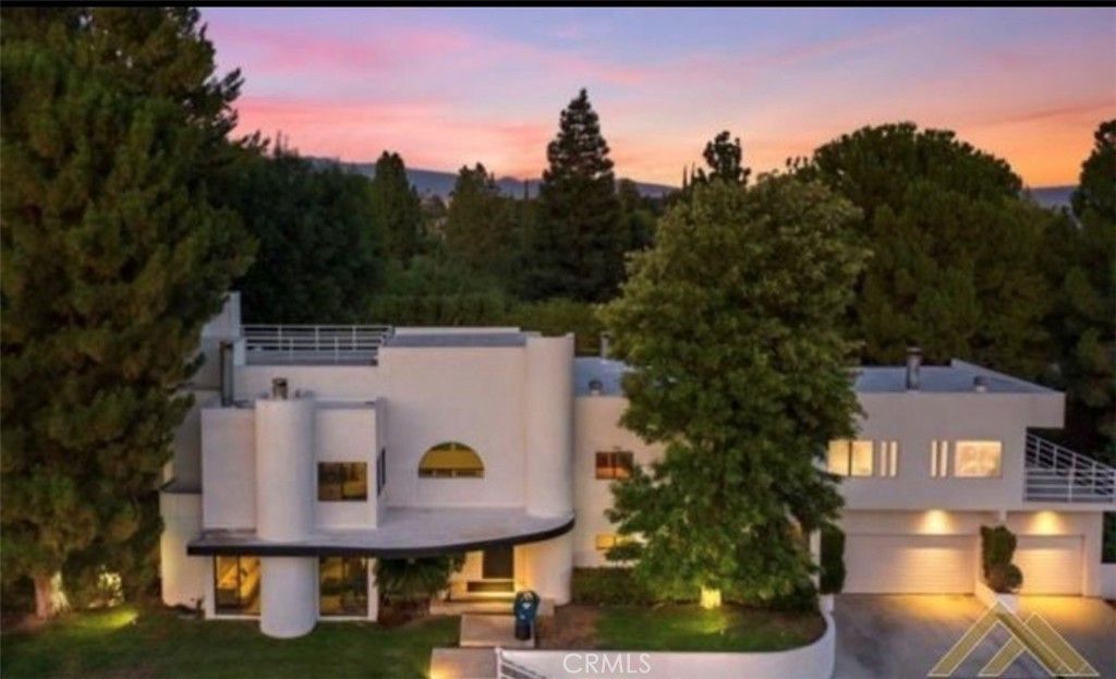 3717 Pinehurst, Bakersfield