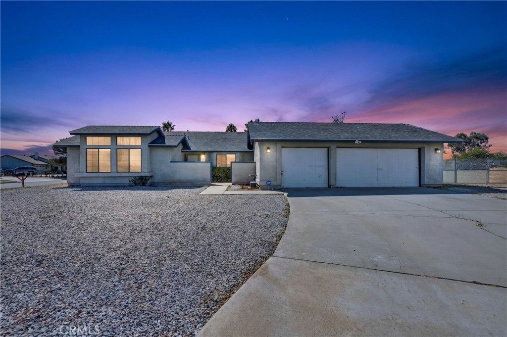 12776 Wagon Wheel, Victorville