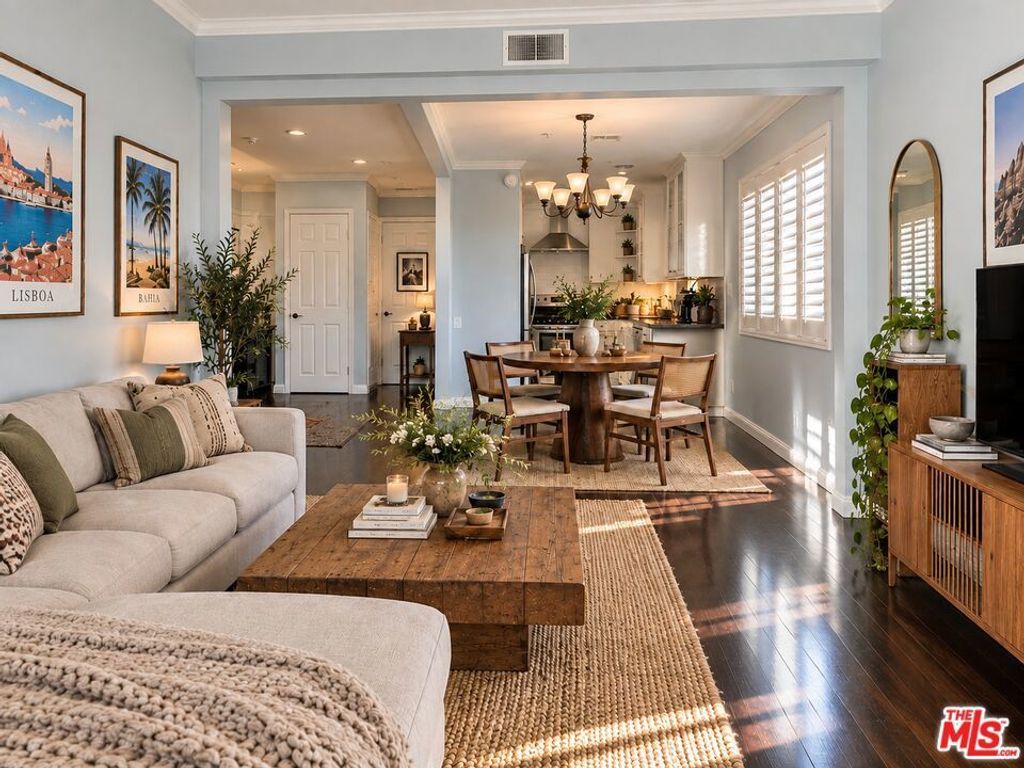 6645 W 86th Place # 204, Los Angeles