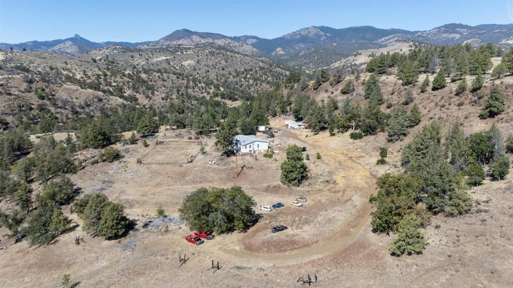 17626 Camp Creek Road, Hornbrook