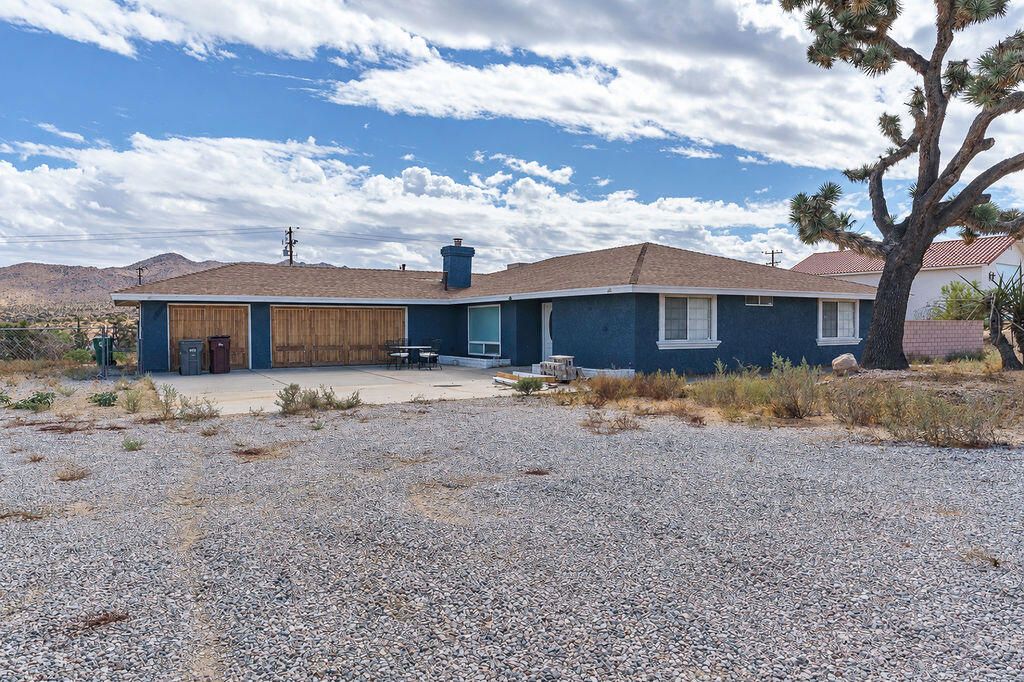 9179 Fortuna Avenue, Yucca Valley