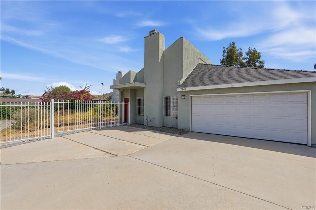 7443 Eva Place, Van Nuys