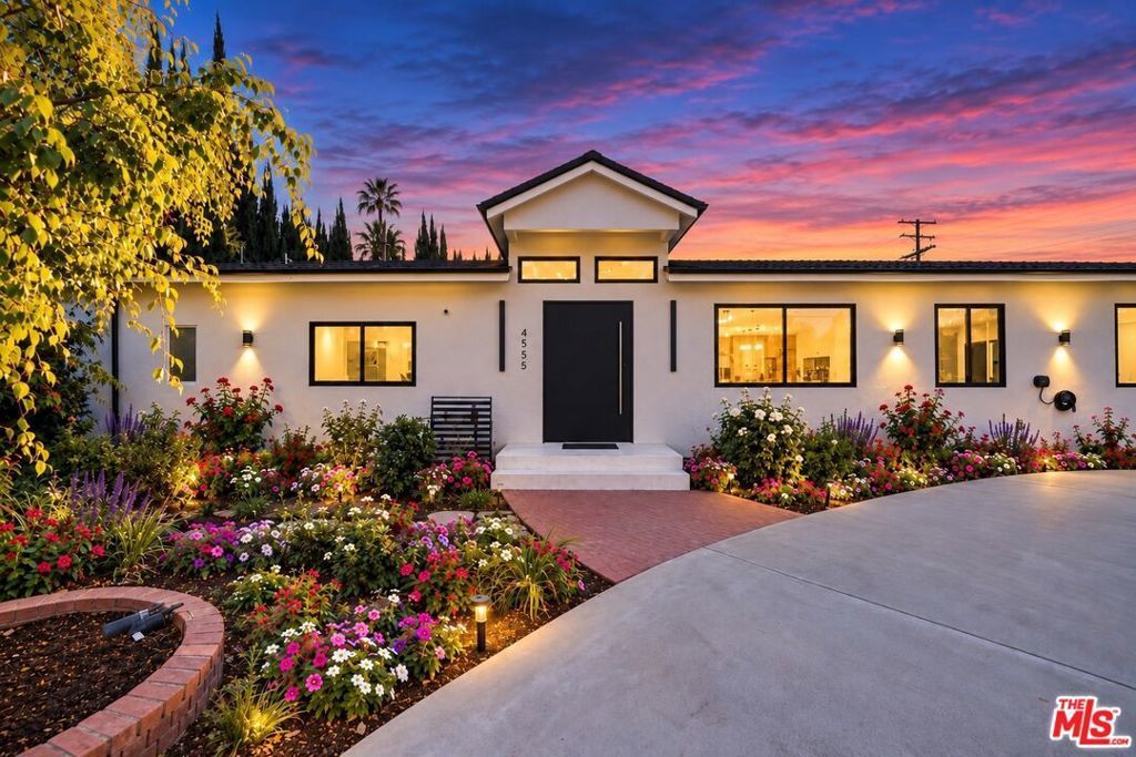 4555 Forman Avenue, Toluca Lake