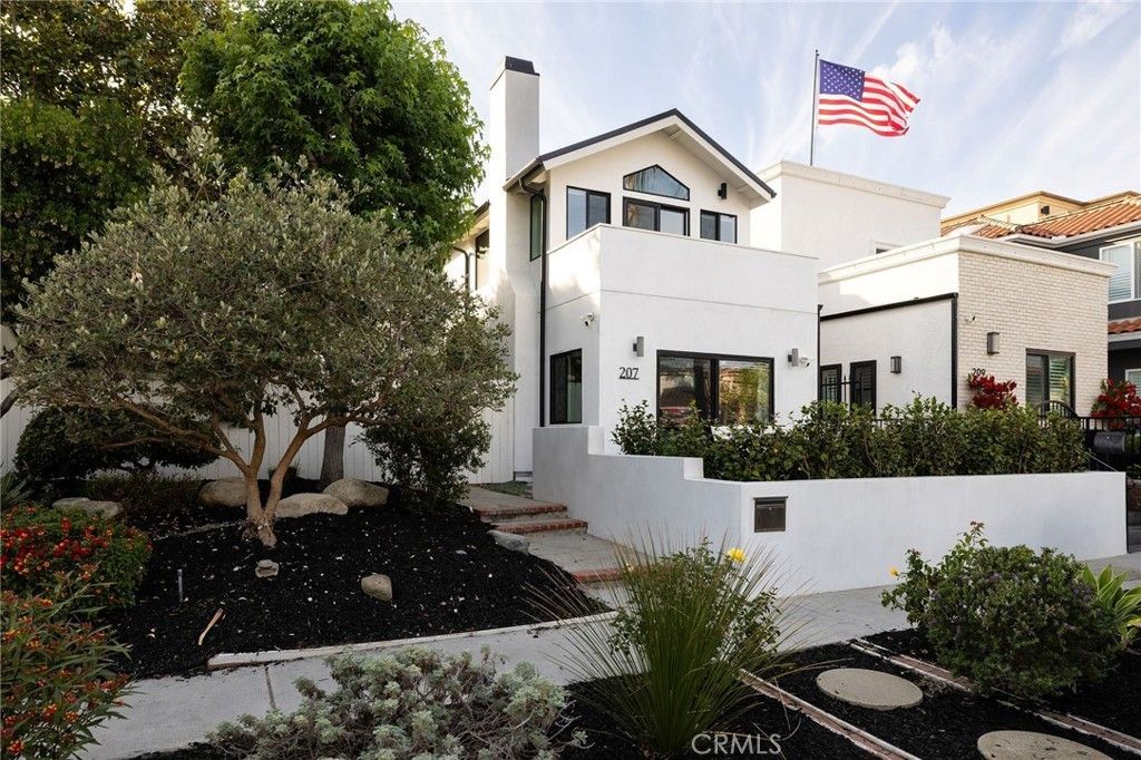 207 21st, Huntington Beach
