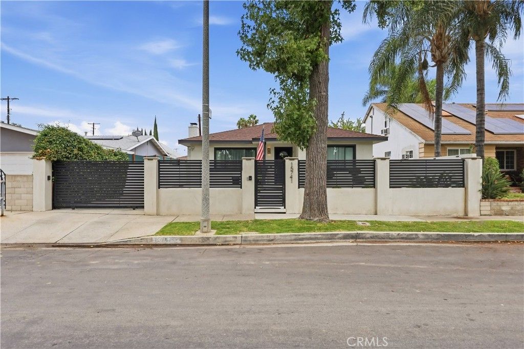 15741 Haynes Street, Van Nuys