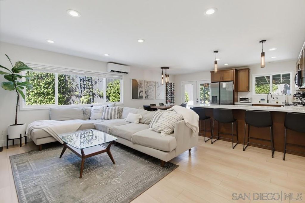 2135 Montclair St, San Diego