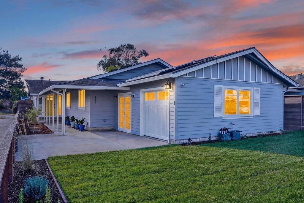 317 Lighthouse Avenue, Santa Cruz