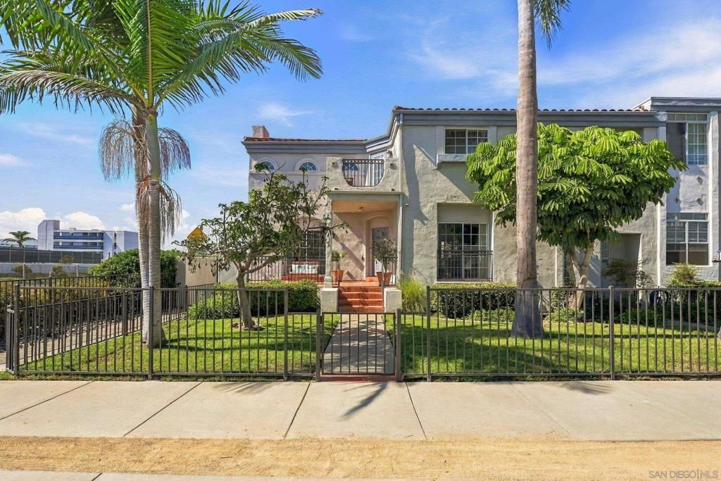 805 N Cleveland St # C, Oceanside