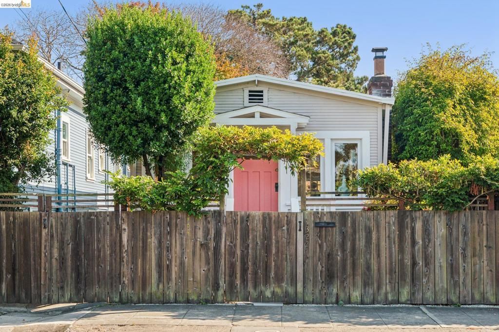1322 Bancroft Way, Berkeley