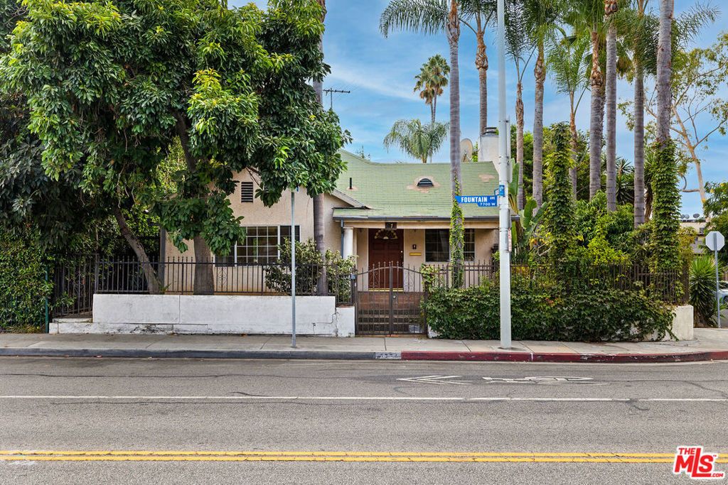 7774 Fountain Avenue, West Hollywood