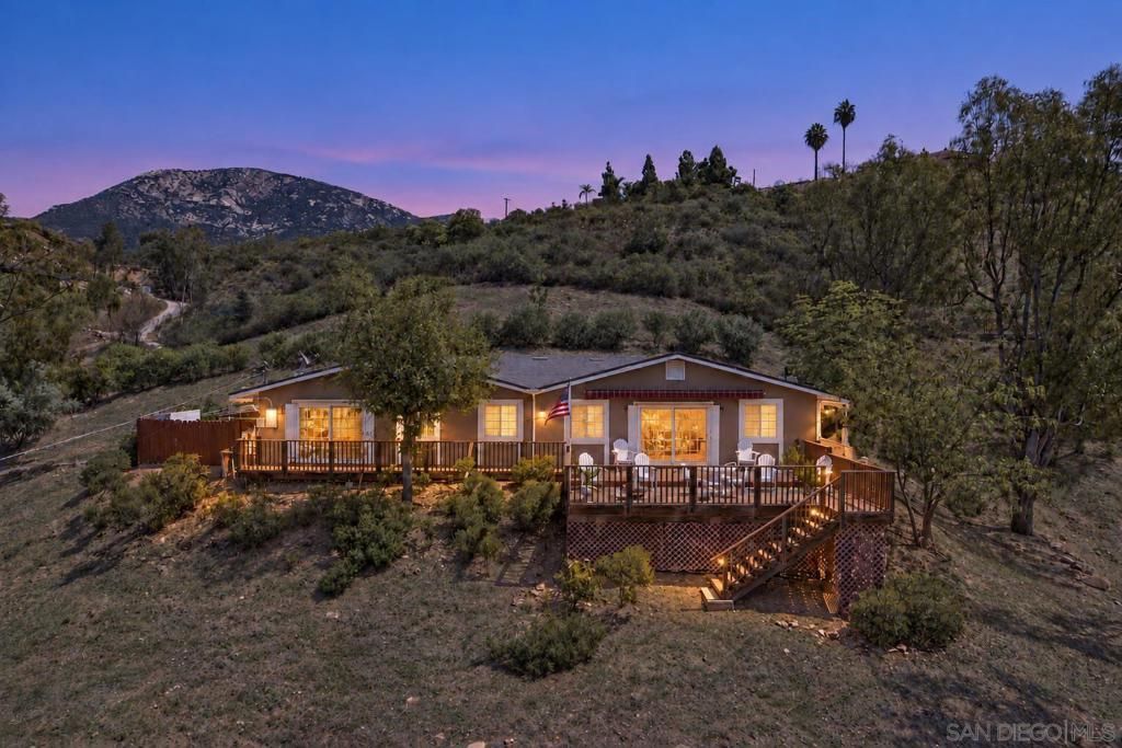 17036 Iron Mountain, Poway