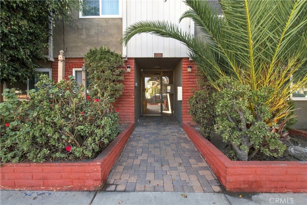 725 Coronado Ave # 112, Long Beach