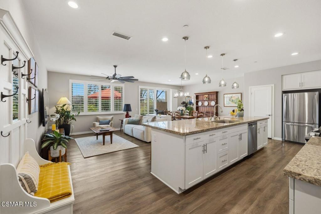 242 Morro Way # 2, Simi Valley