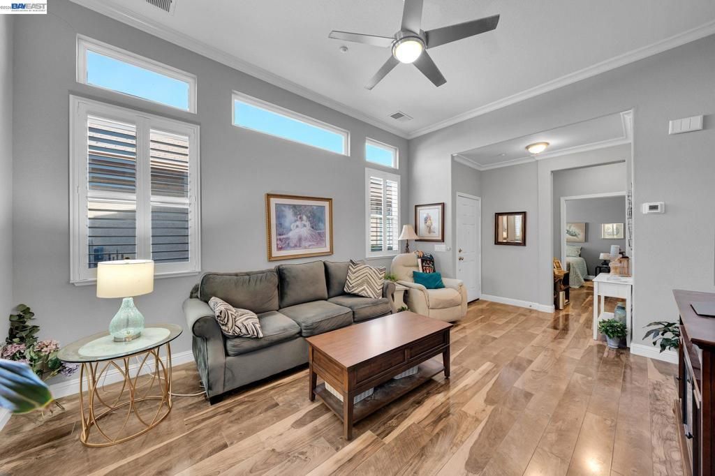 1450 Bismarck Ln, Brentwood