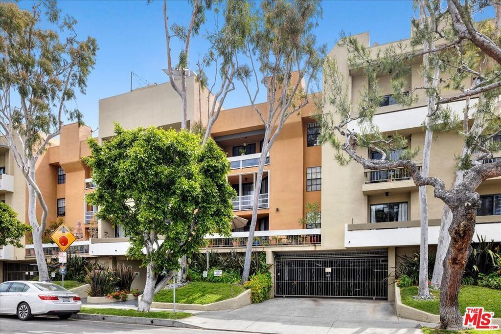 740 N Kings Road # 114, West Hollywood