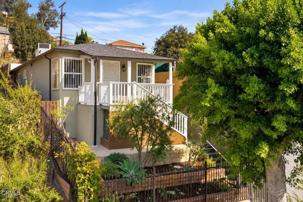 2736 N Eastern Avenue, Los Angeles