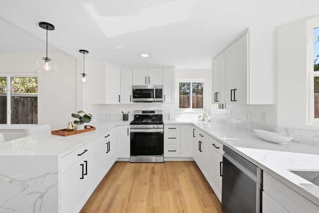 1433 El Cielo Lane, Escondido