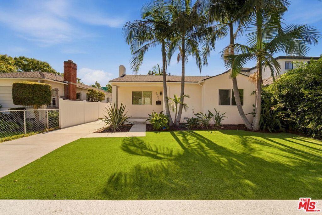 2481 Coolidge Avenue, Los Angeles