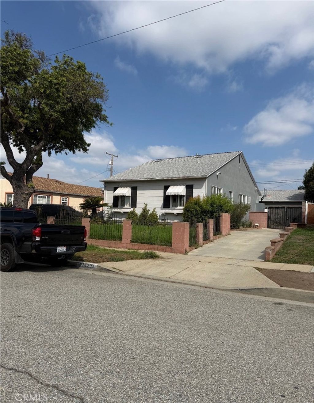 2423 W 118th, Hawthorne