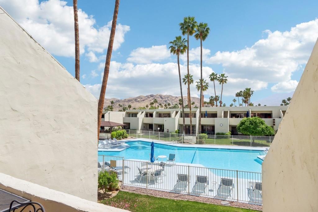 1655 E Palm Canyon Drive # 114, Palm Springs