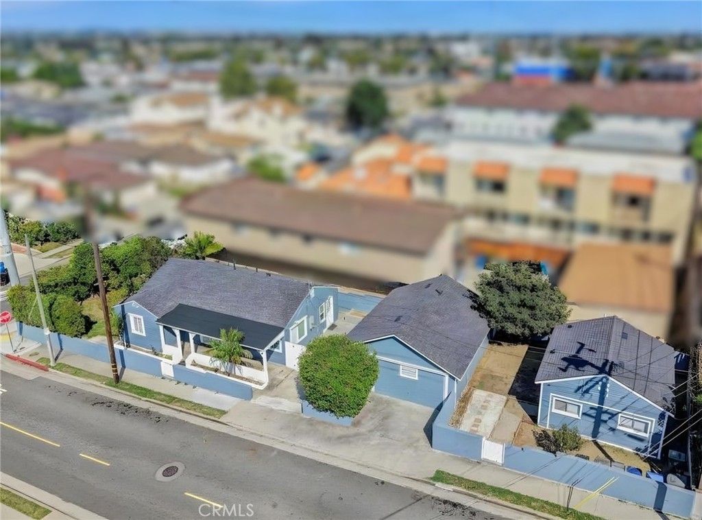 17202 Grevillea, Lawndale