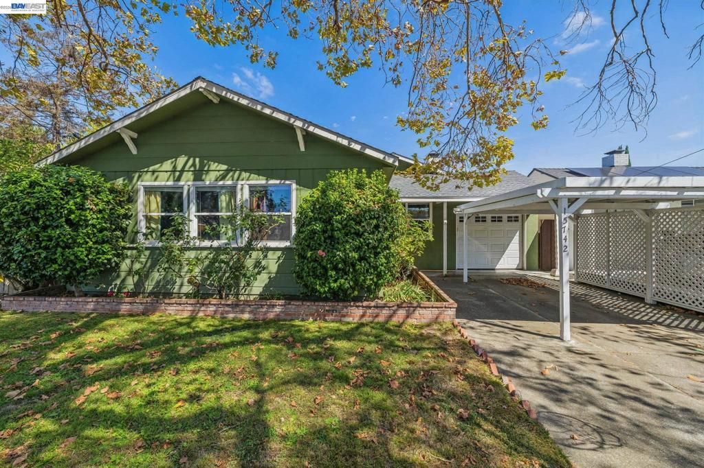 15742 Paseo Largavista, San Lorenzo