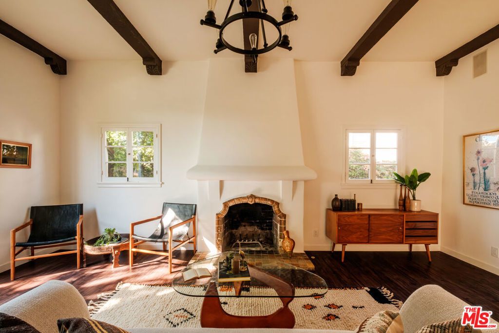 1338 S Sierra Bonita Avenue, Los Angeles