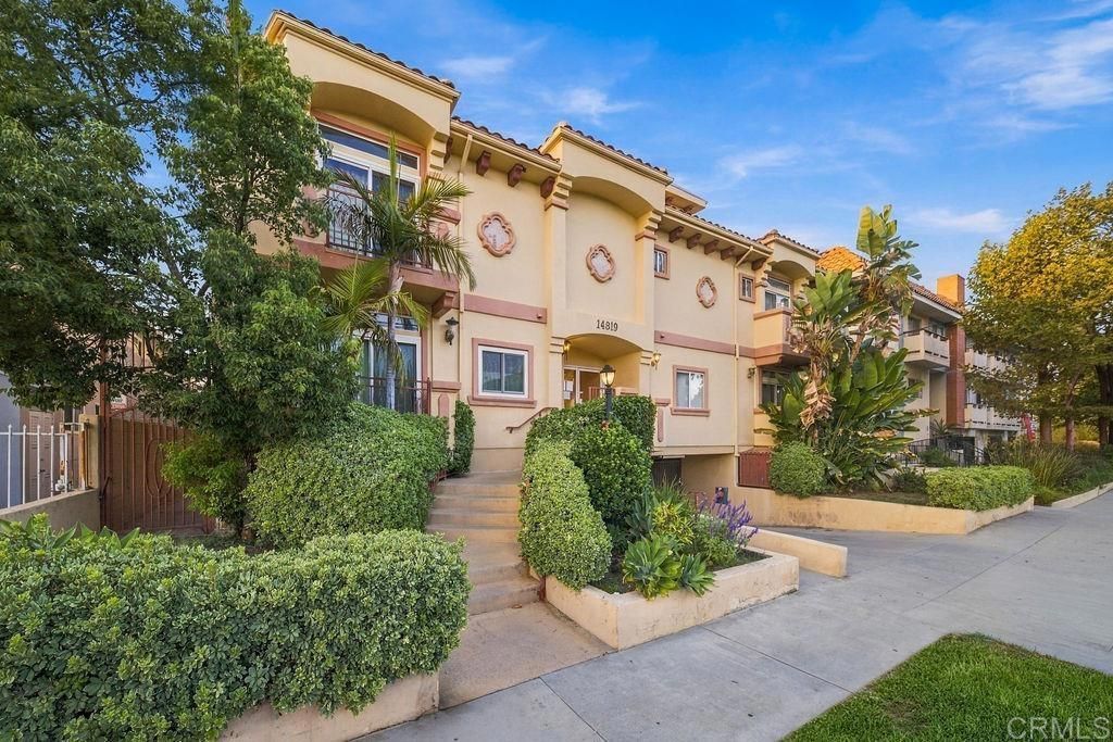 14819 Magnolia Boulevard # 7, Sherman Oaks