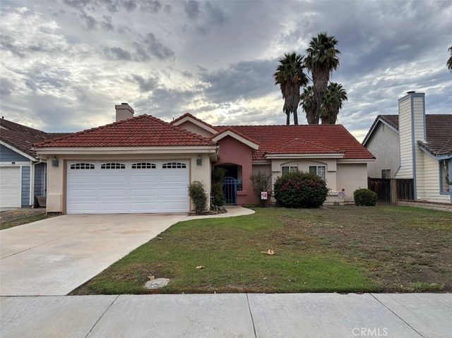 1286 Silica Court, Hemet