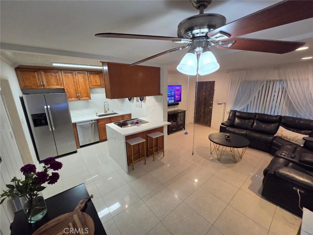 1010 W Macarthur Boulevard # 77, Santa Ana