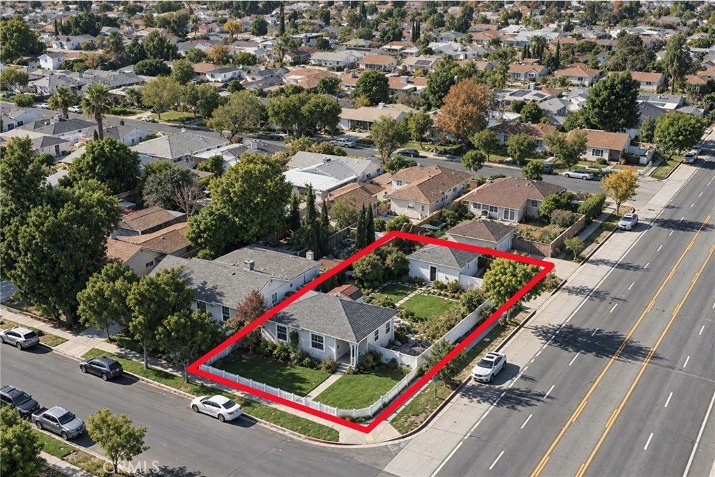 8263 Vantage, North Hollywood
