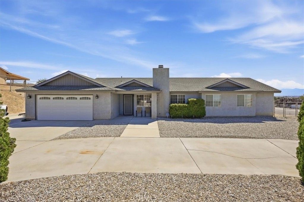14951 Deerfield, Victorville