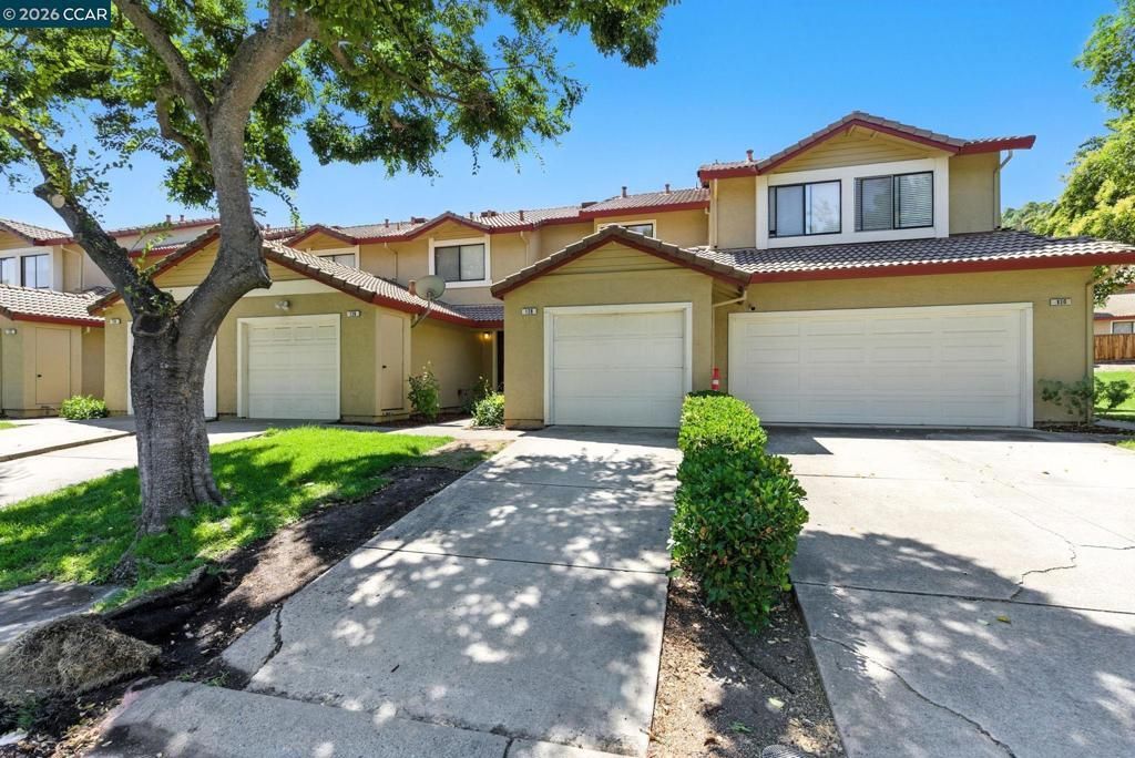 128 Peppermill Ln, Pittsburg