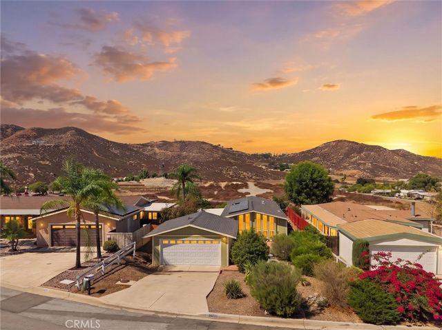 24388 Wagon Wheel, Wildomar