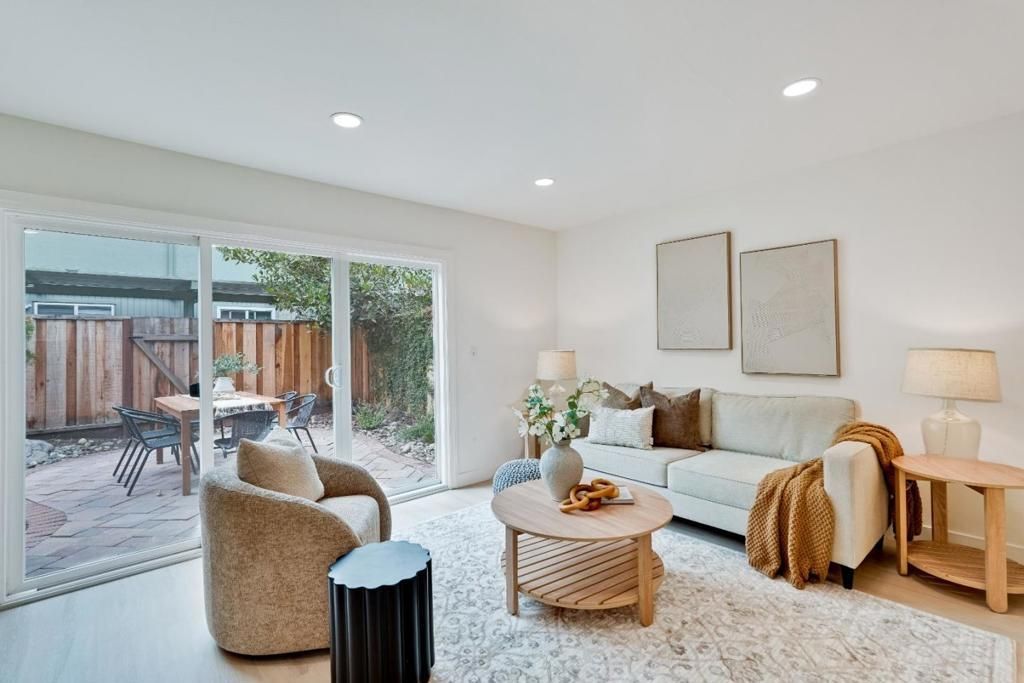 2047 Montecito Avenue # 7, Mountain View
