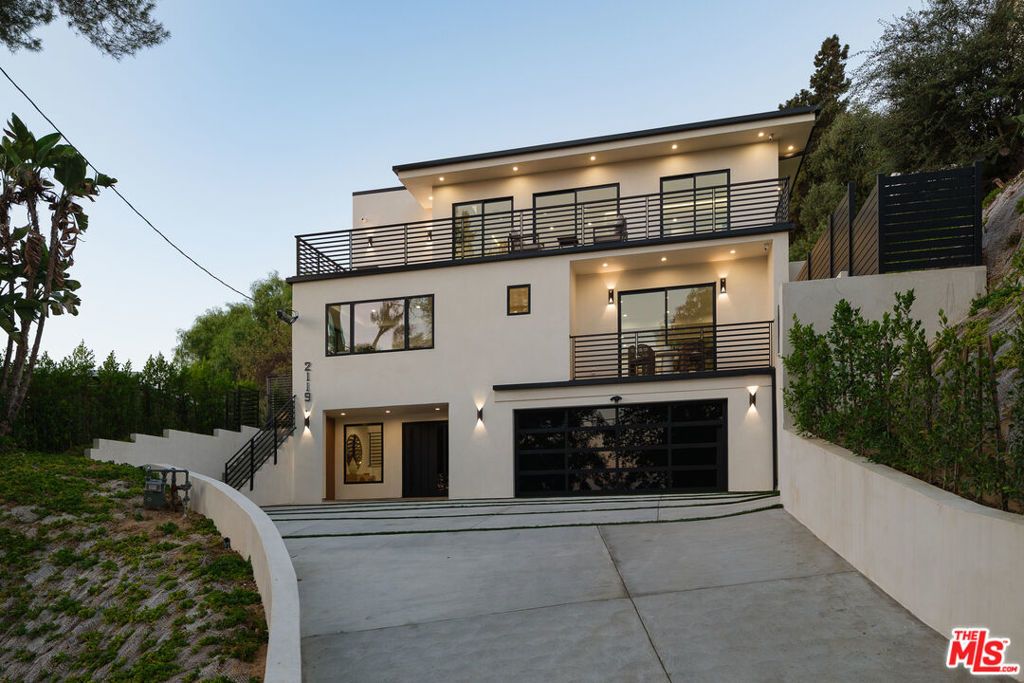 2119 Ewing Street, Los Angeles