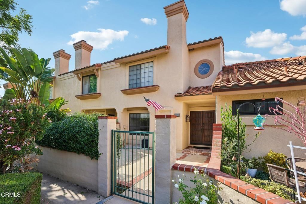 390 Country Club Drive # B, Simi Valley