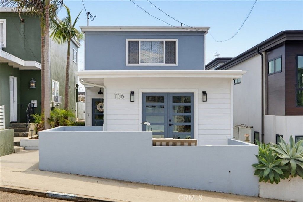 1136 2nd, Hermosa Beach